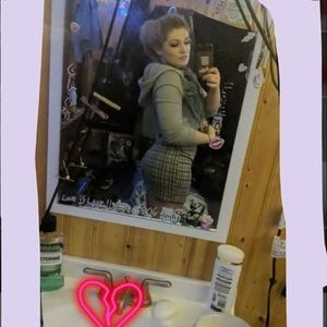 Meet your Posher, Hanna